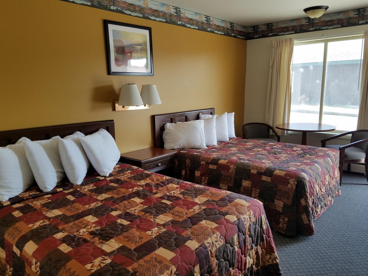 أولد فورغ ‪‪Clark's Beach Motel‬‬  المظهر الخارجي الصورة